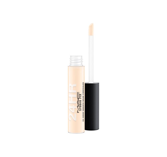 Studio Fix 24-Hour Smooth Wear Concealer Studio Fix 24-Hour Smooth Wear Concealer